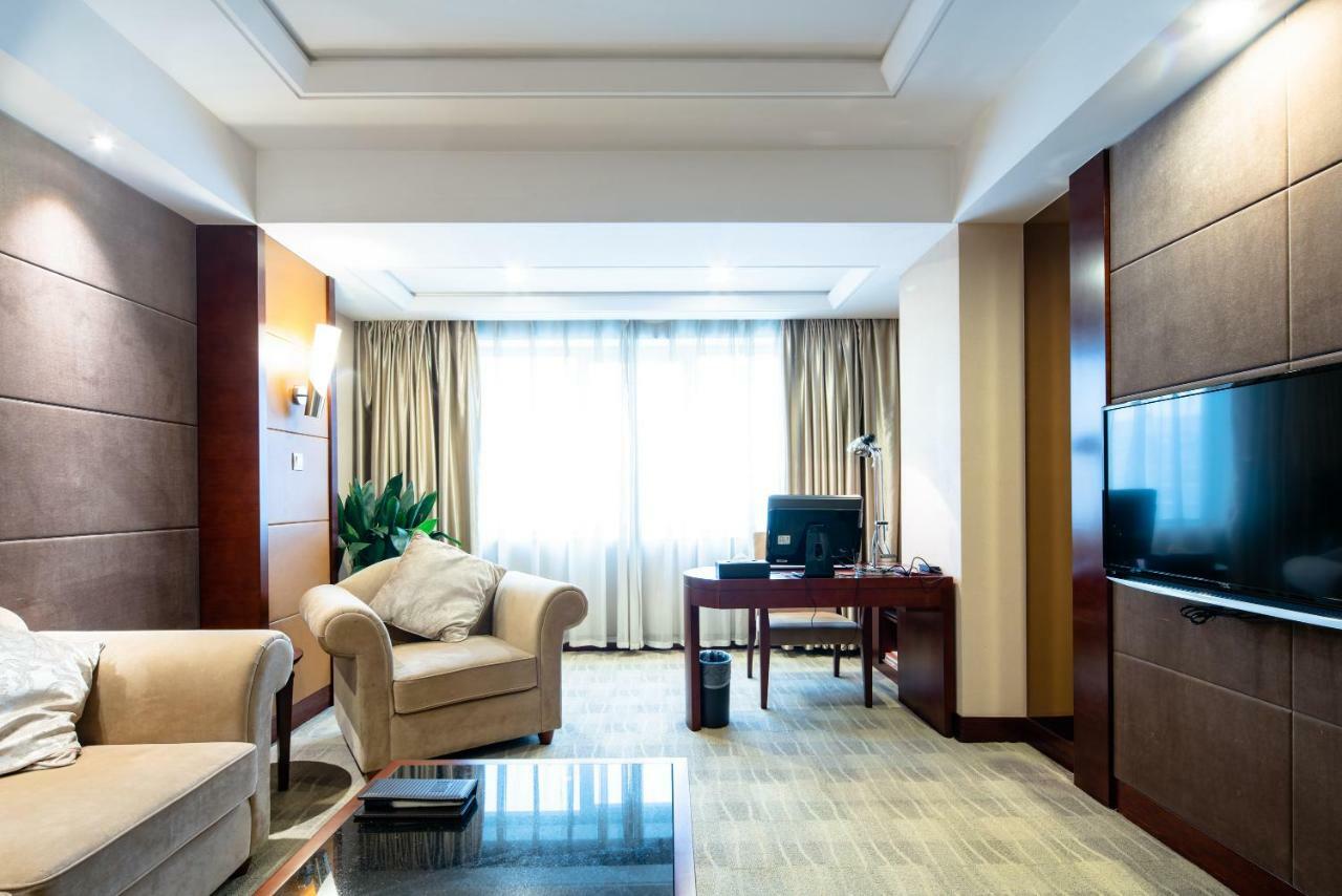 Changzhou Grand Hotel Екстериор снимка